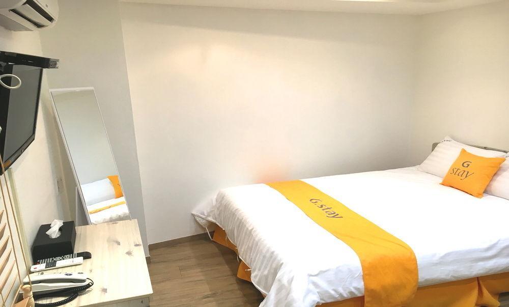Must Hotel