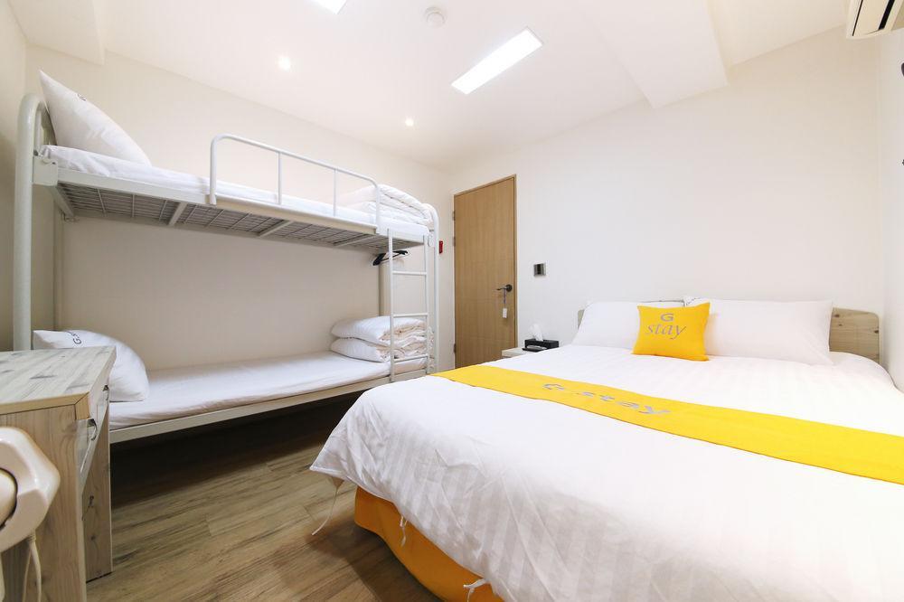 Must Hotel